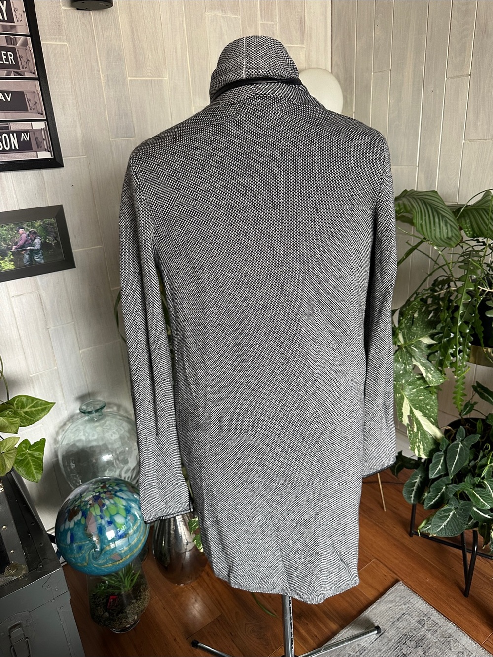 ALFRED SUNG Gray Open-Front Shawl Collar Long Cardigan - Picture 2 of 7